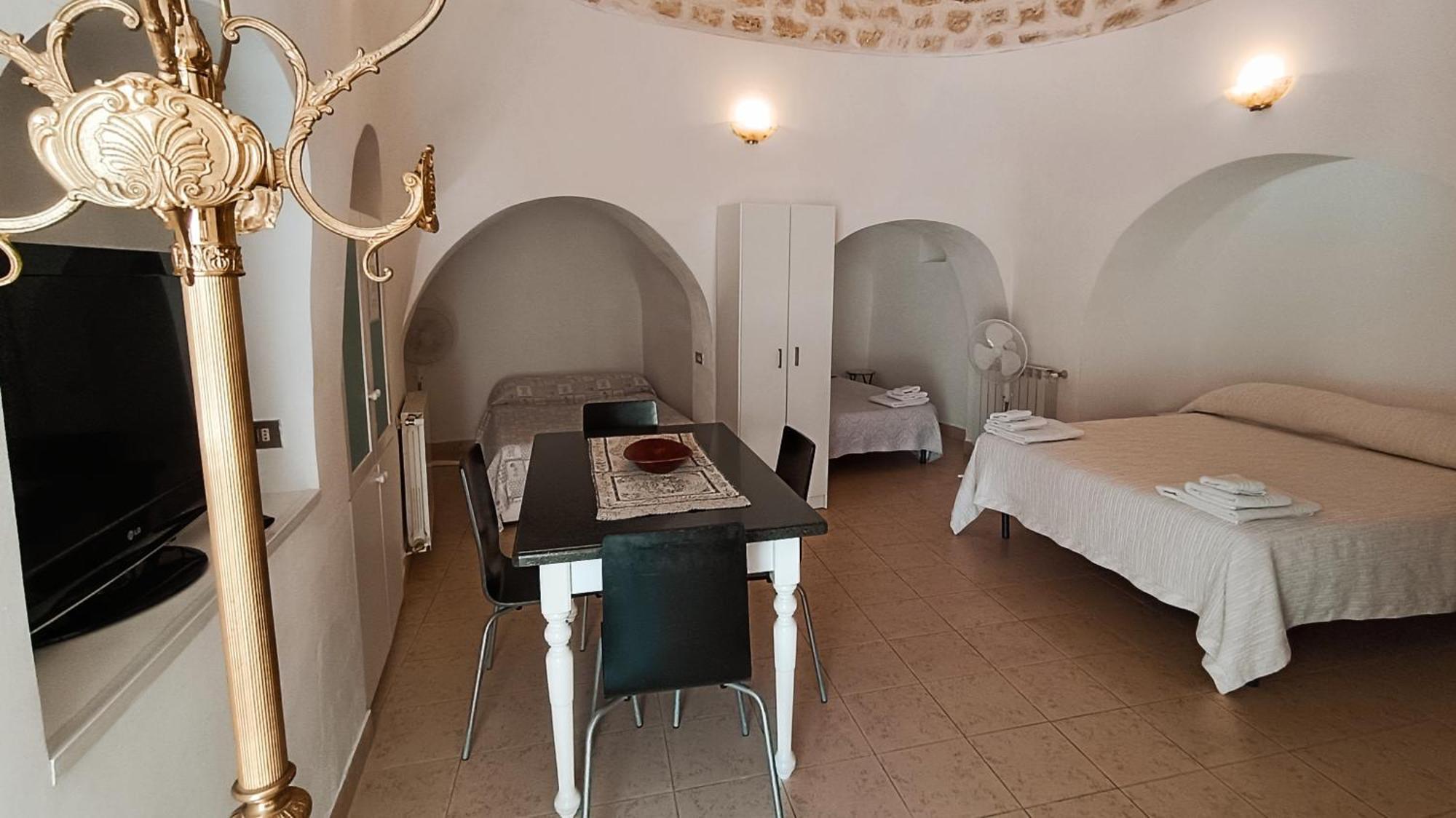 Trullo Alberobello Vacanze Desa 1 Buitenkant foto
